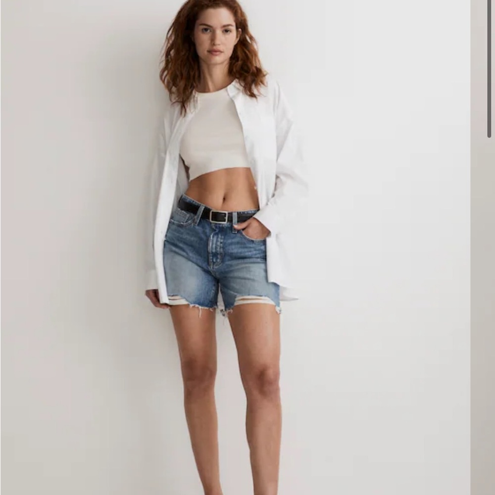 Madewell Relaxed Mid-Length Denim Shorts in Brockport Wash: Ripped Edition